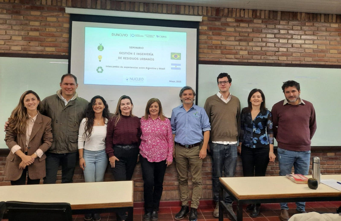 Foto - Pesquisadores da Argentina e Brasil debateram sobre gestão e engenharia e resíduos urbanos